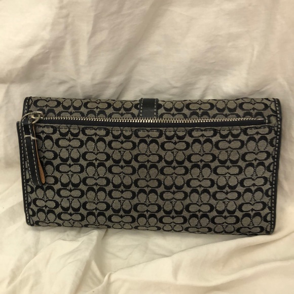 Authentic Signature black Coach satchel and wallet - Picture 9 of 12